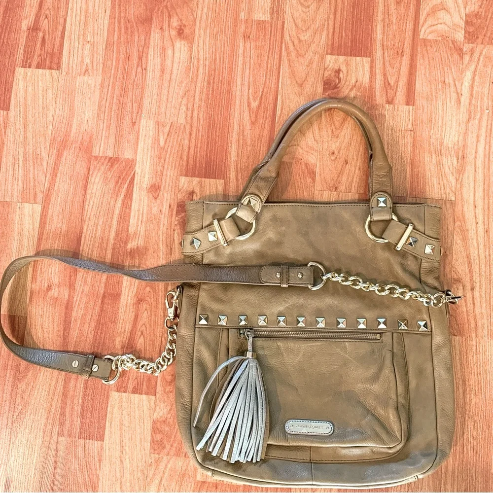 Cynthia Rowley Soft Tan Leather Crossbody Shoulder Purse Handbag Boho Studded